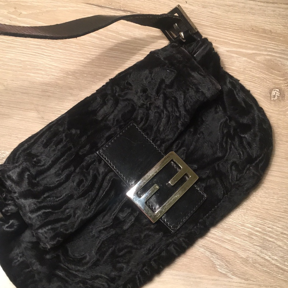 Authentic Fendi Shoulder Bag, made in Italy